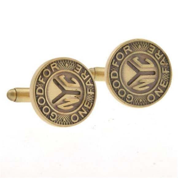 NYC Subway Bus Token Pair Cufflinks New York Fare Gift Box & Polishing Cloth NEW - Picture 1 of 4